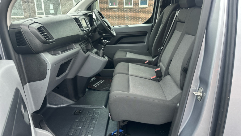 Citroen Dispatch M Diesel 1000 1.5 BlueHDi 100 Van Enterprise Pro